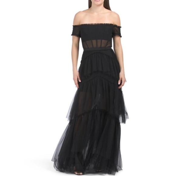 Betsy & Adam Dresses & Skirts - Betsy &‎ Adam Black Ruffle Off the Shoulder Tiered Mesh Ballgown NWT 0